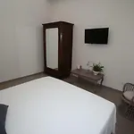 Don Alfredo Oda ve Kahvaltı 4*